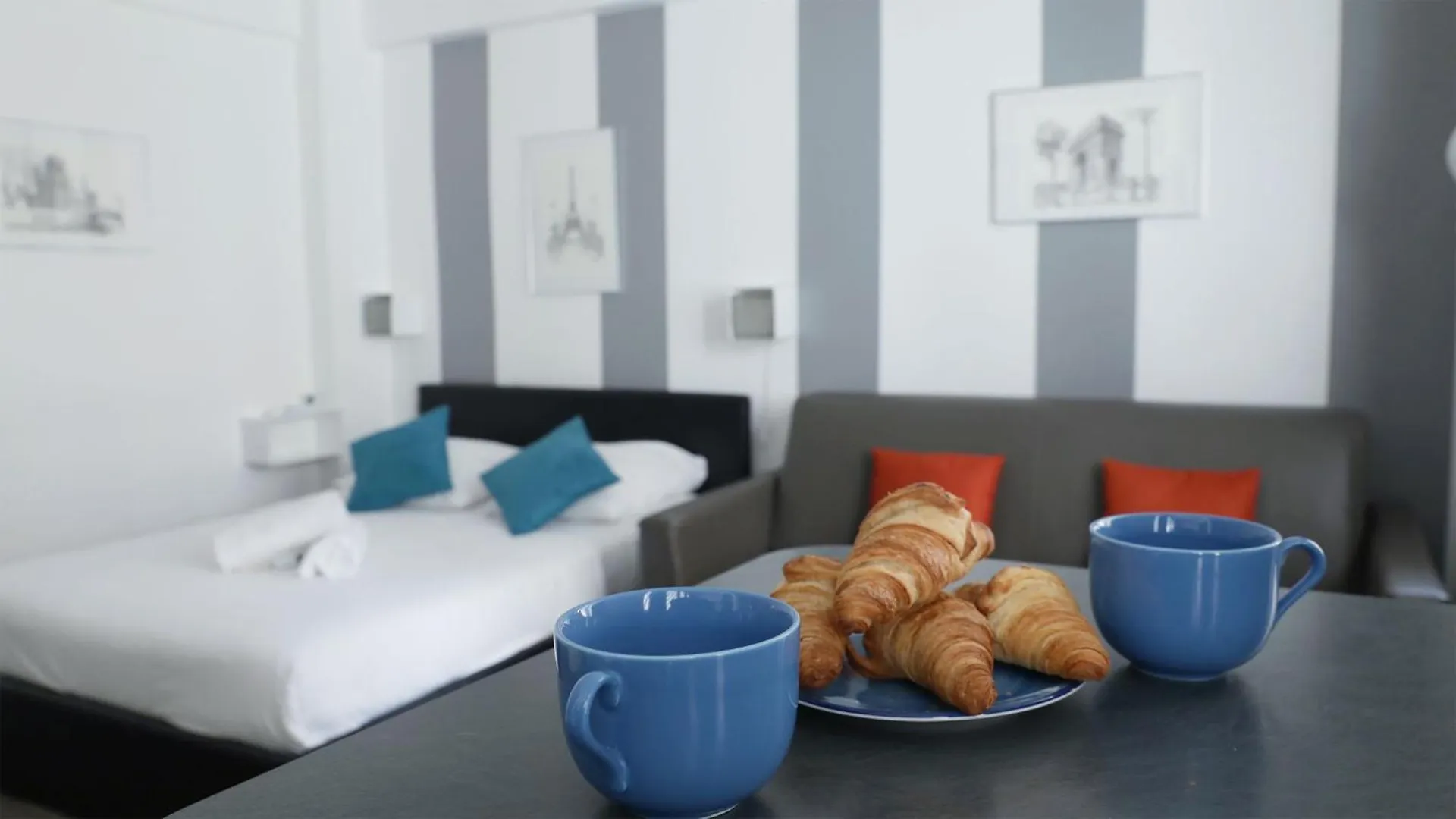 Arc De Triomphe & Trocadero Square - Cityapartmentstay Apartman